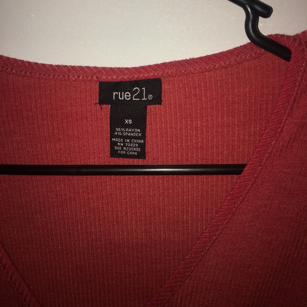 Rue21 Top - Picture 2 of 3
